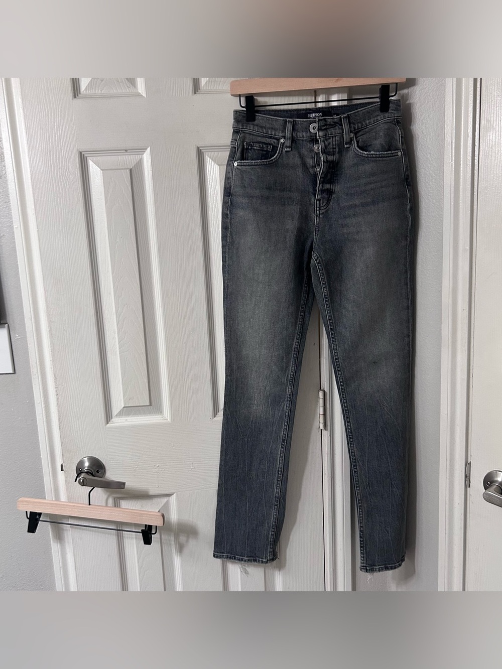 HUDSON JEANS Holly High Rise Straight Jean intentionally distressed NWT Size 24